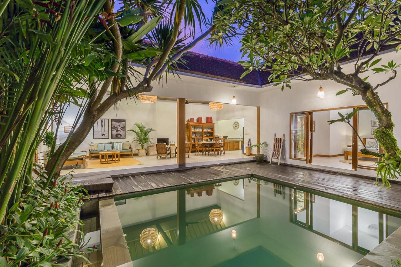 Pulesari 2 Bedrooms Seminyak Kültér fotó